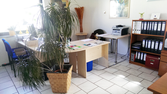 B&uuml;ro arbeitsplatz 1